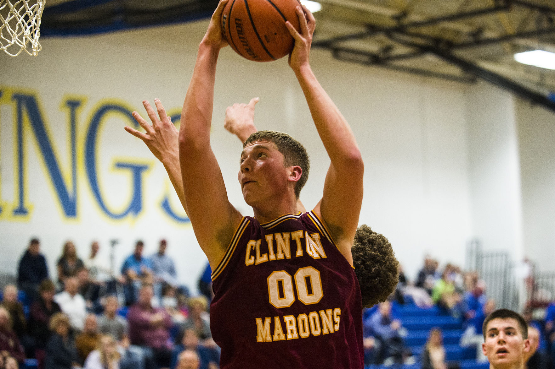 112917-blm-spt-2tvhoops